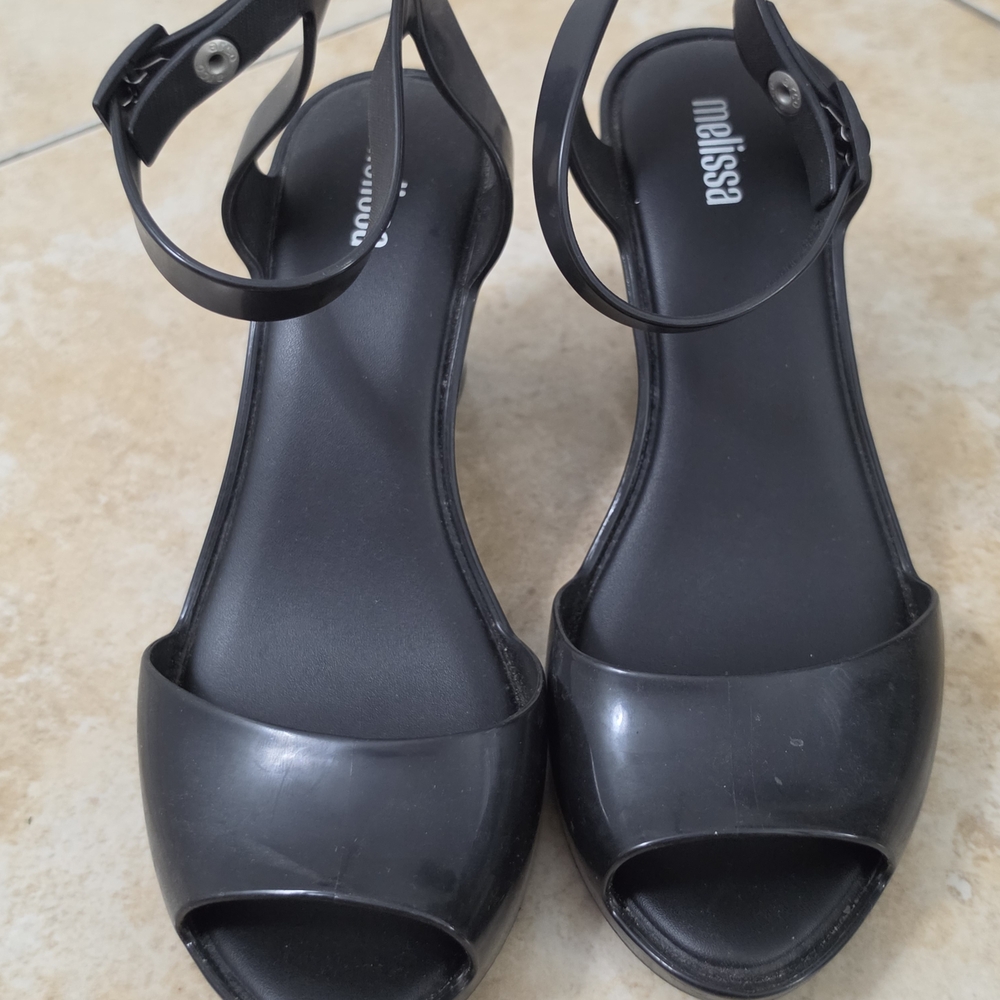 Melissa Women's Elegant Black Sandals
